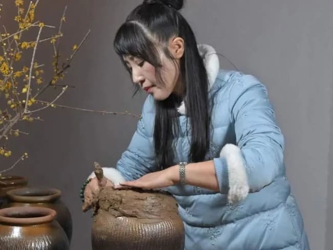 Highlighting Our Committee Member | Xu Aiqin: Dedicated to Creating the Ideal Life of "Taizhou Nourishing Food"