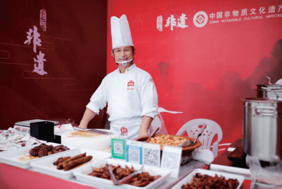 Aide Food: Half a Century of Aromatic Master Broth, Three Generations of Craftsmanship Crafting a Brilliant Chapter